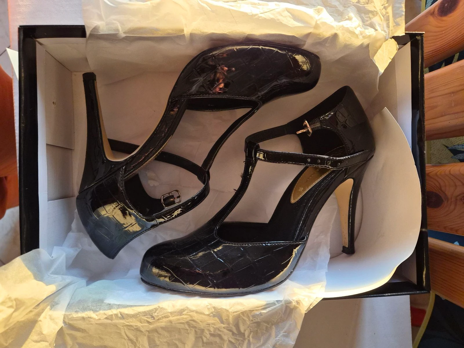 Zapatos de charol con tacones altos talla 39 – photo 7